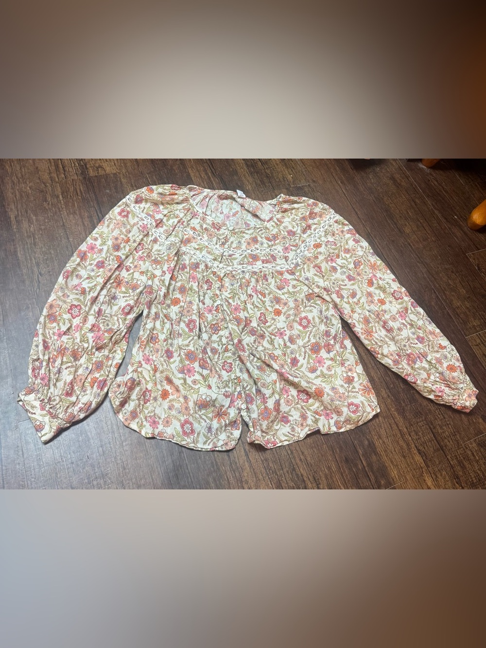 Old Navy Cream Floral Peasant Blouse with Pink & Orange Accents & Lace accents
